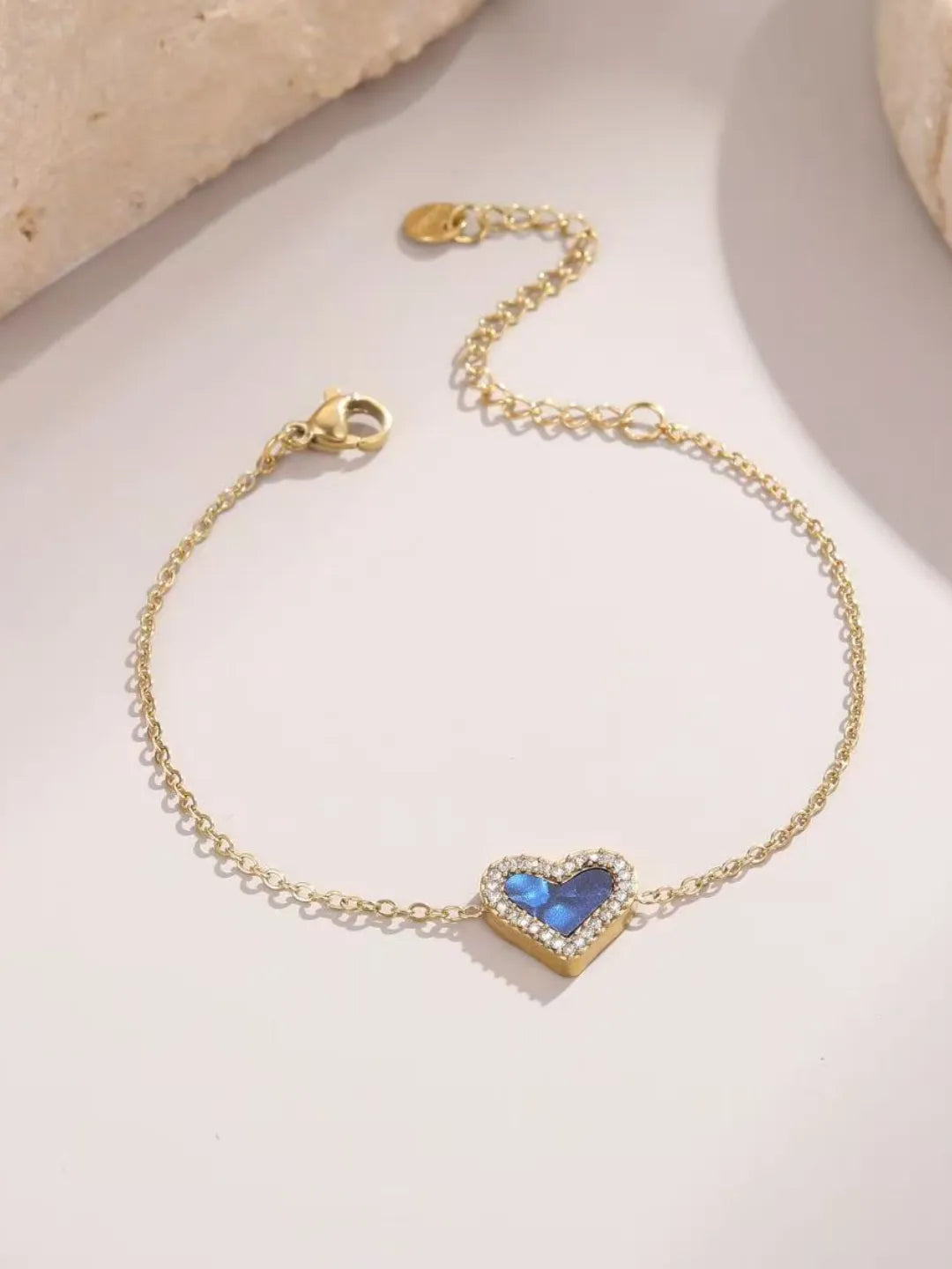 PAVE HEART BRACELET