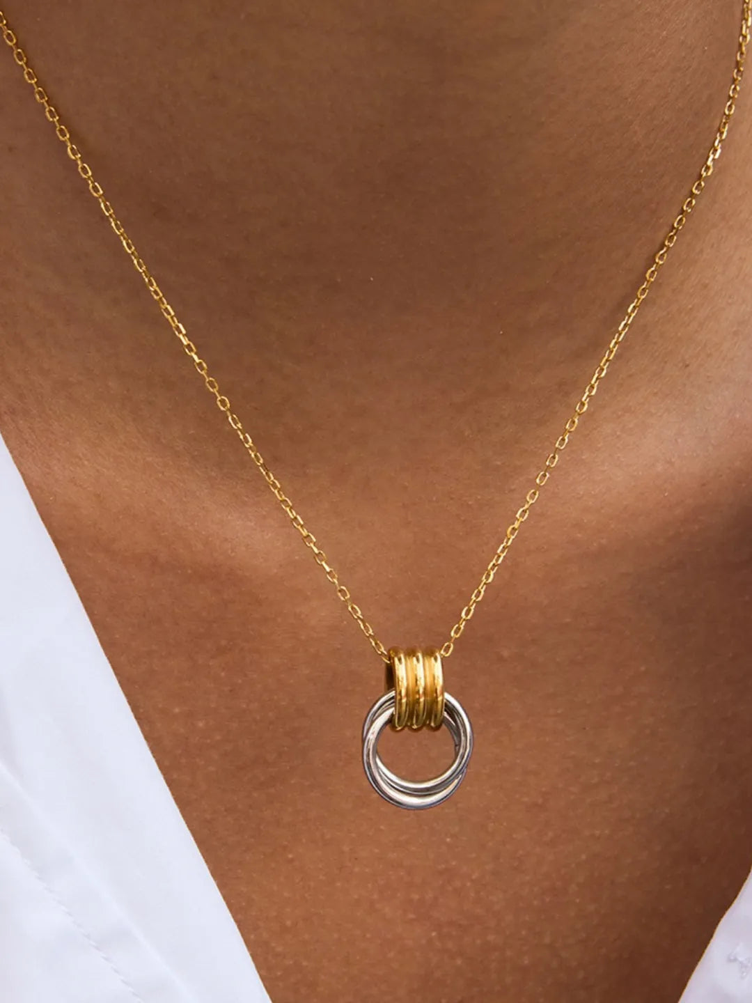 MULTI-TONE NECKLACE