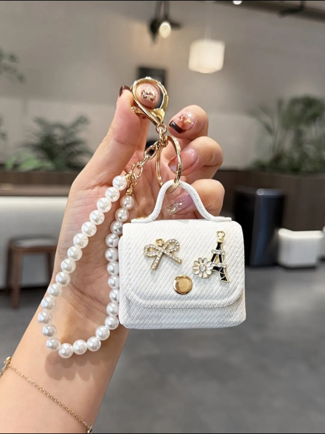 PETITE PROMENADE CHARM