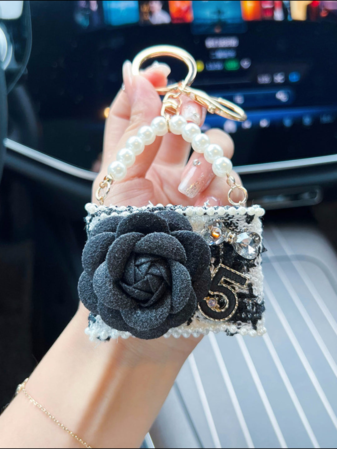 ROSETTE PURSE CHARM