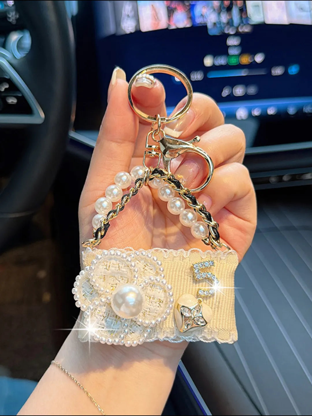 PARLOR BLOOM BAG CHARM