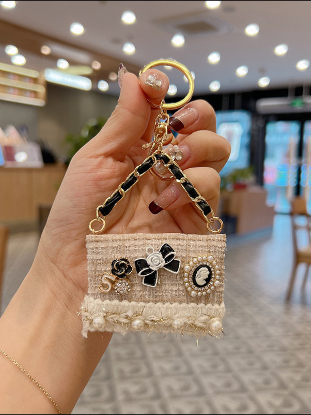 RIBBON REVERIE BAG CHARM