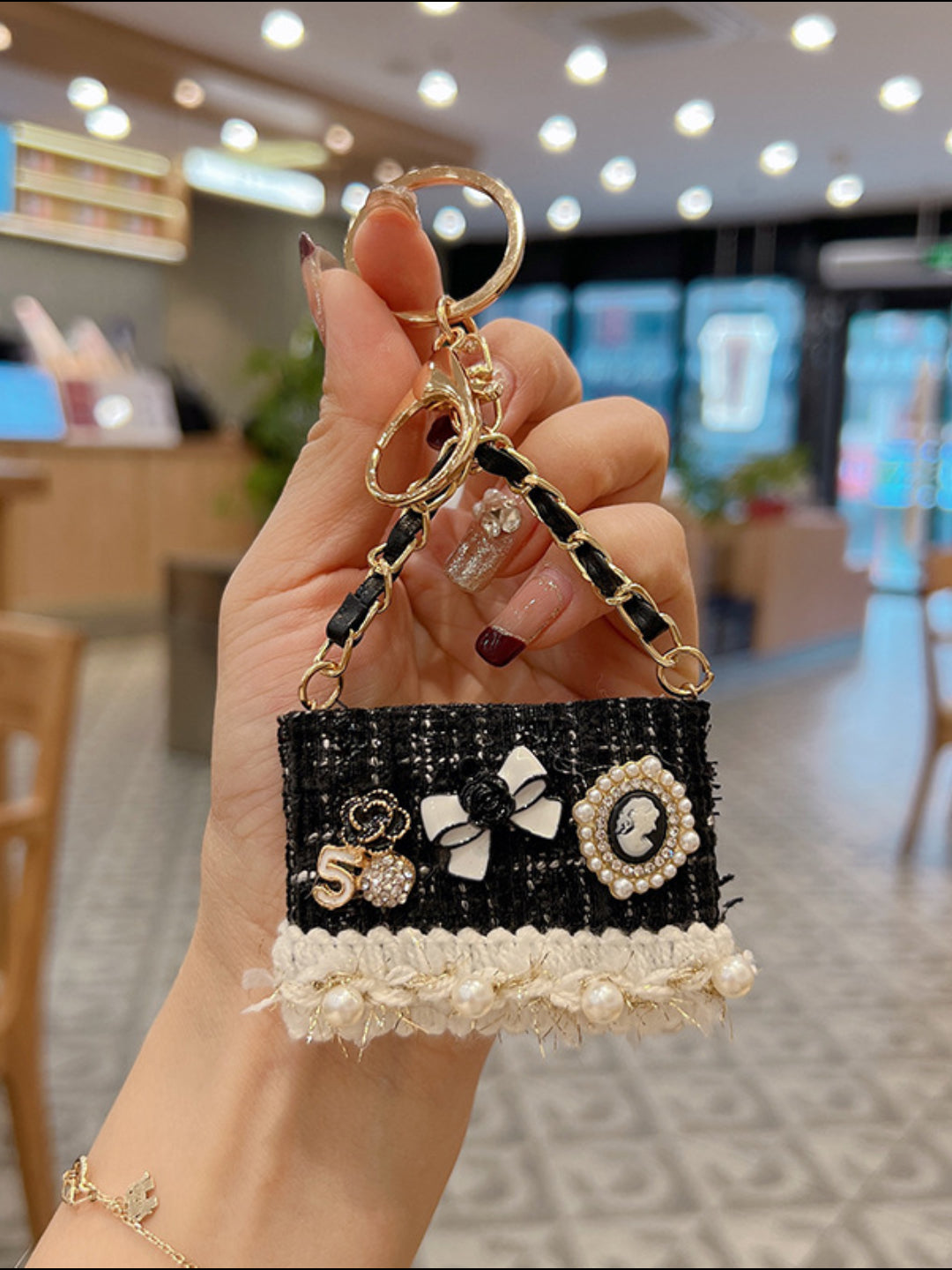 RIBBON REVERIE BAG CHARM