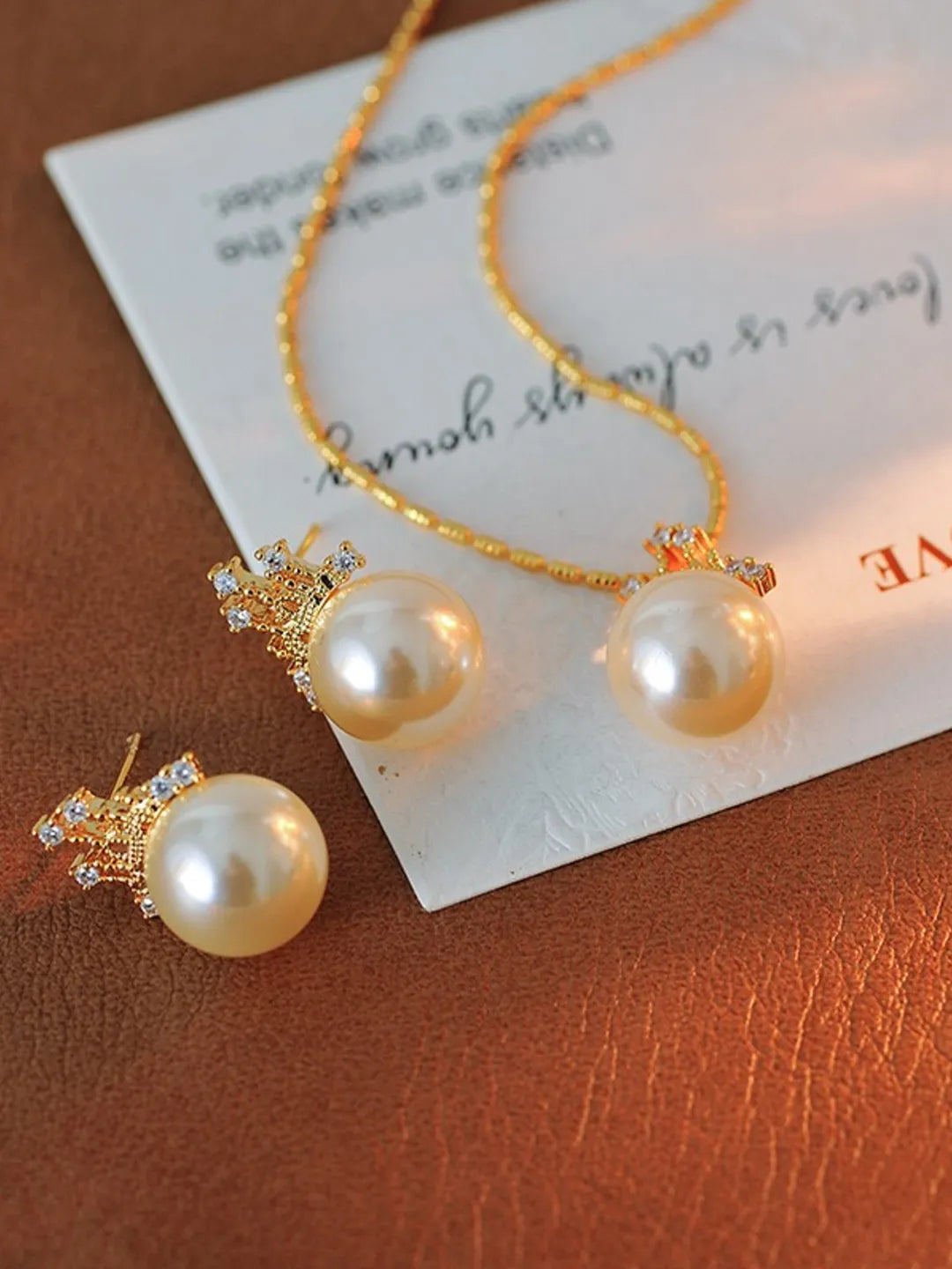 CROWN PEARL SET