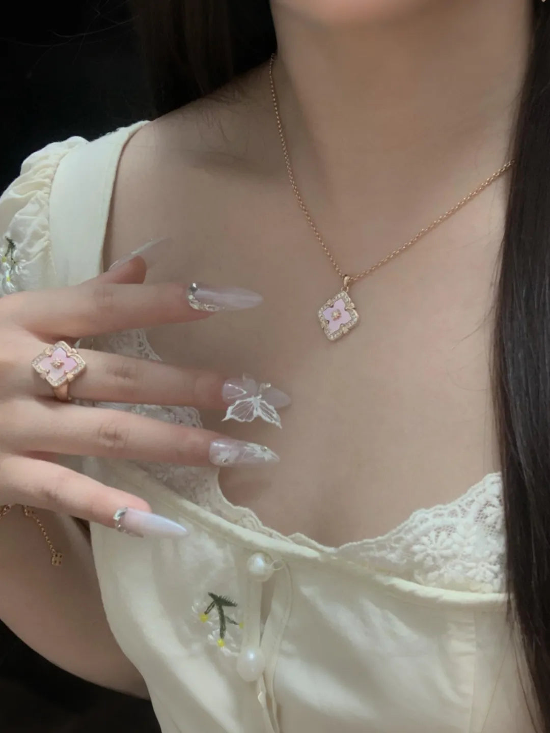 BLUSH BLOOM SET