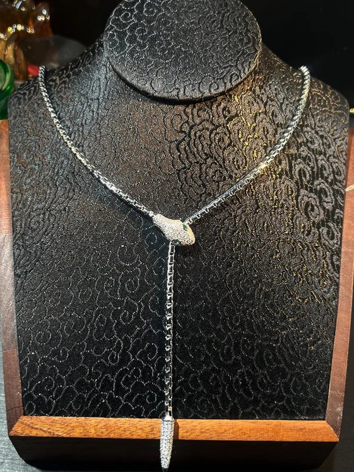 SERPENT CHAIN NECKLACE