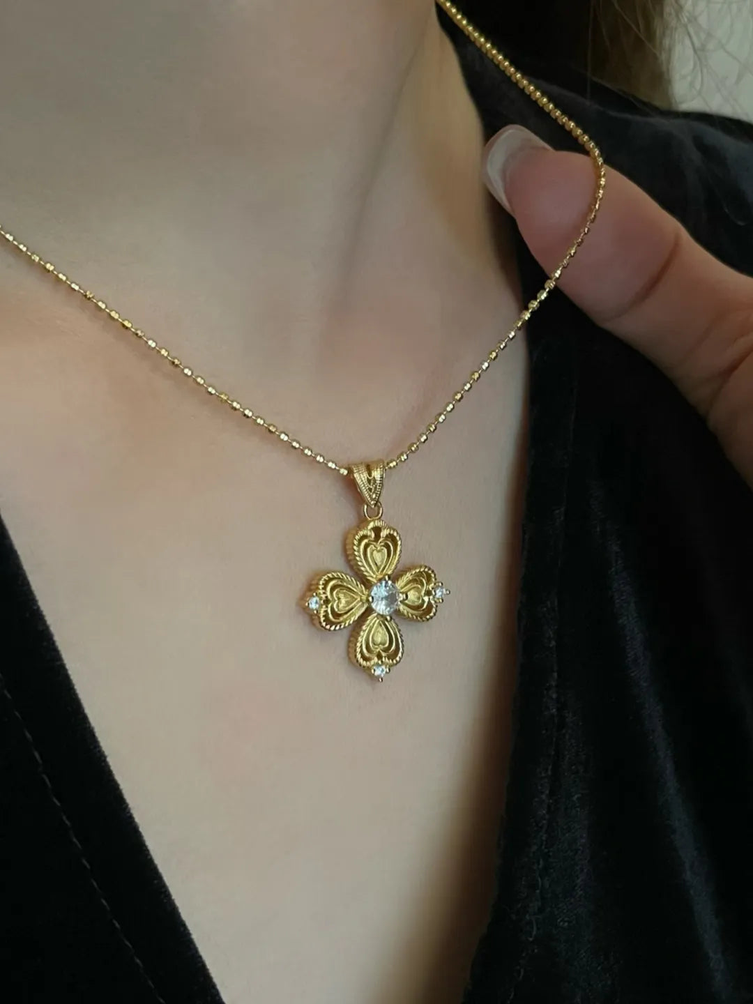 PAVE CLOVER HEART PENDANT