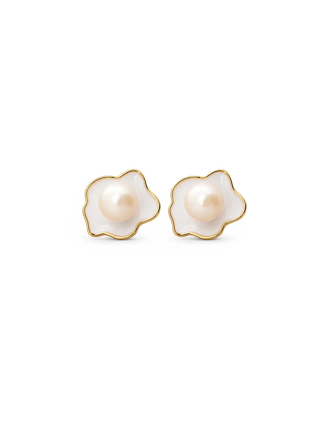 RIED EGG EARRINGS