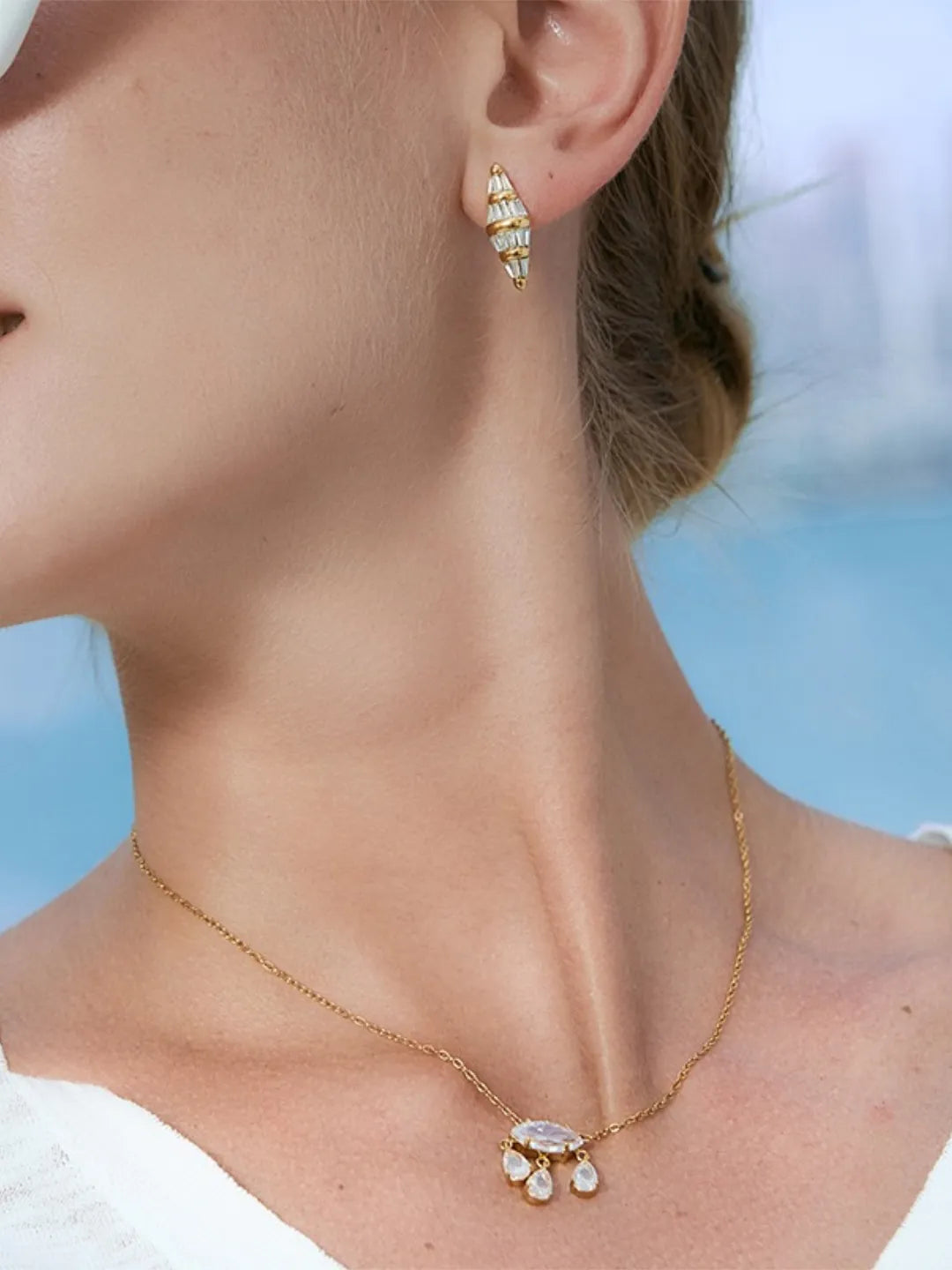 DIAMOND SHAPE STUDS