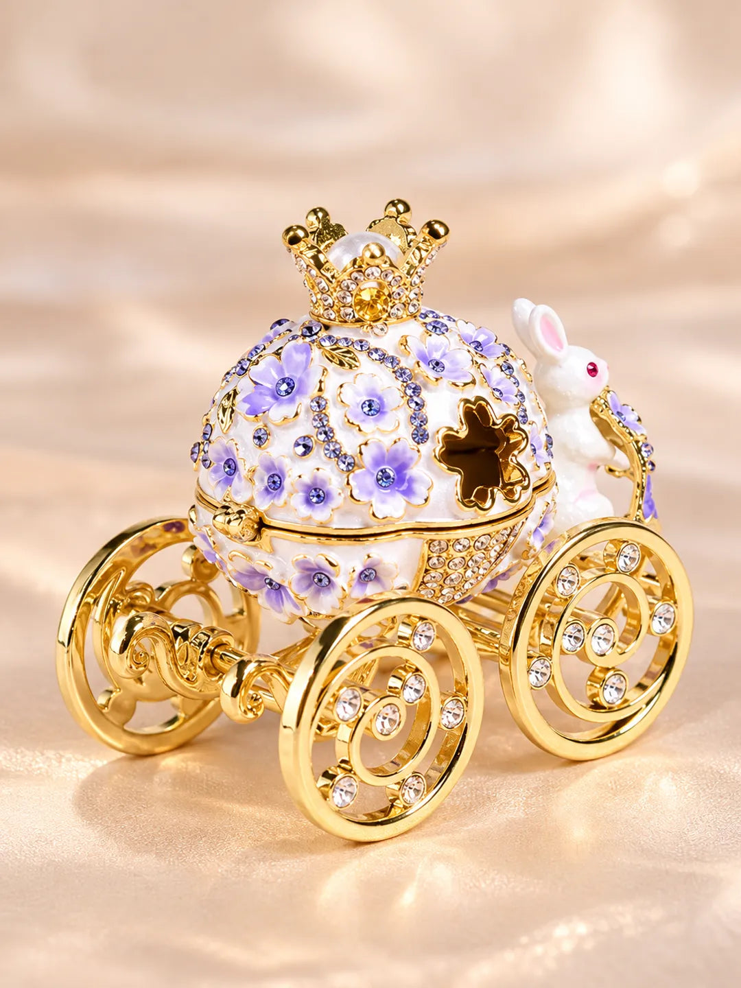 BUNNY CARRIAGE BOX