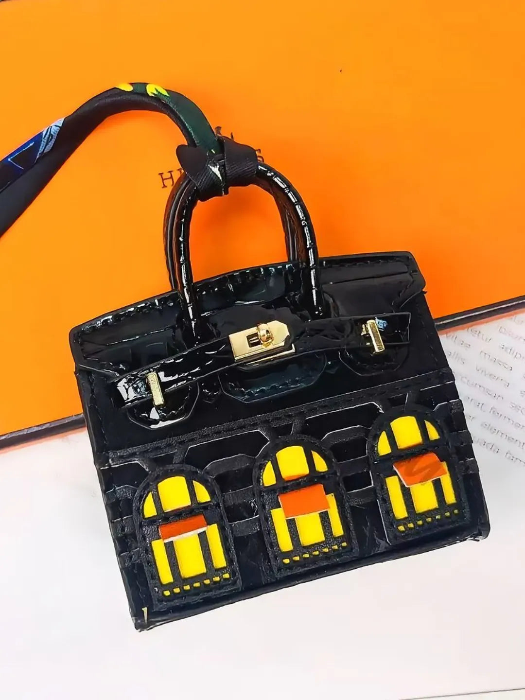 VELVET HOUSE MINI