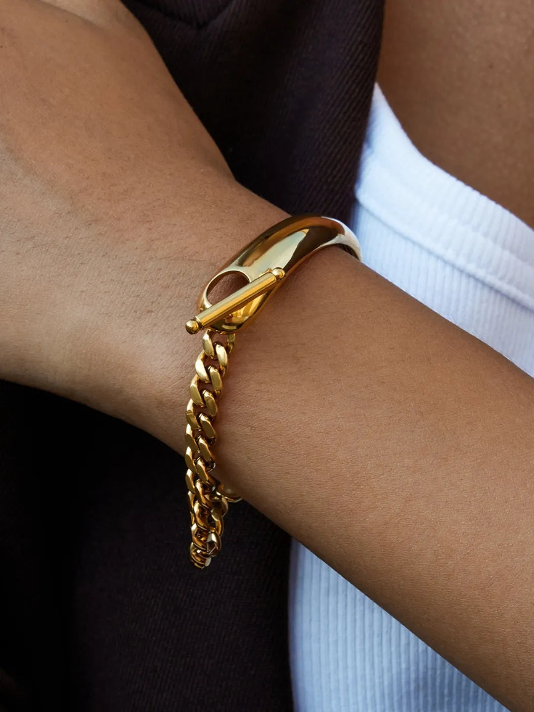 TOGGLE BANGLE