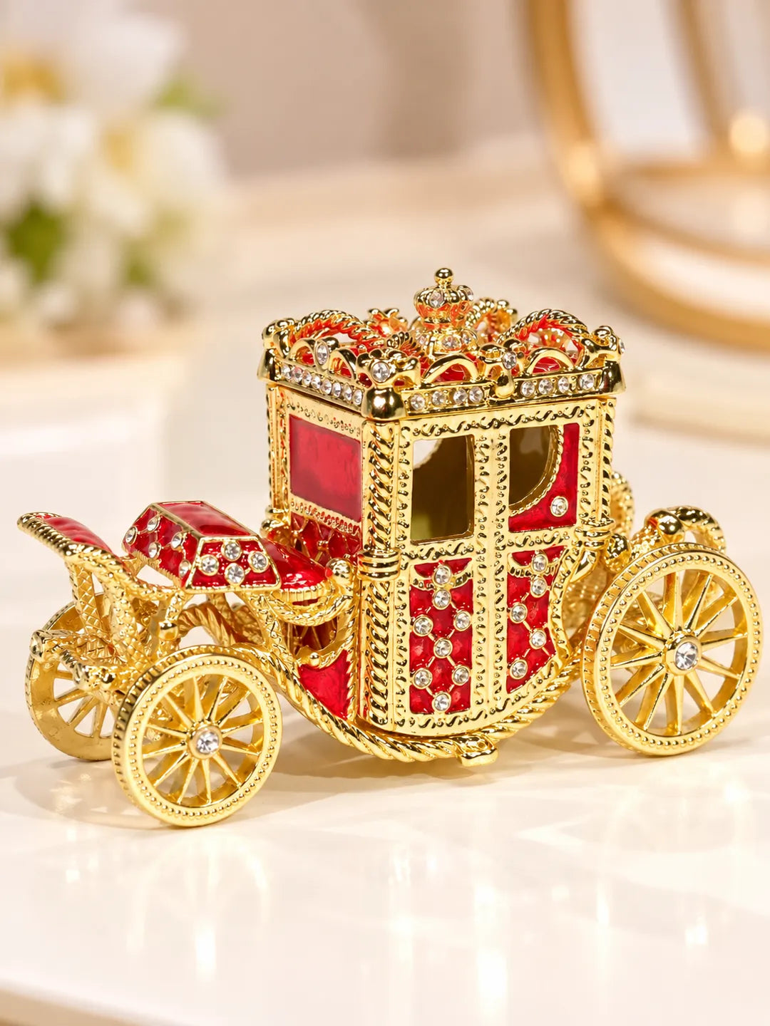 GILDED CARRIAGE BOX