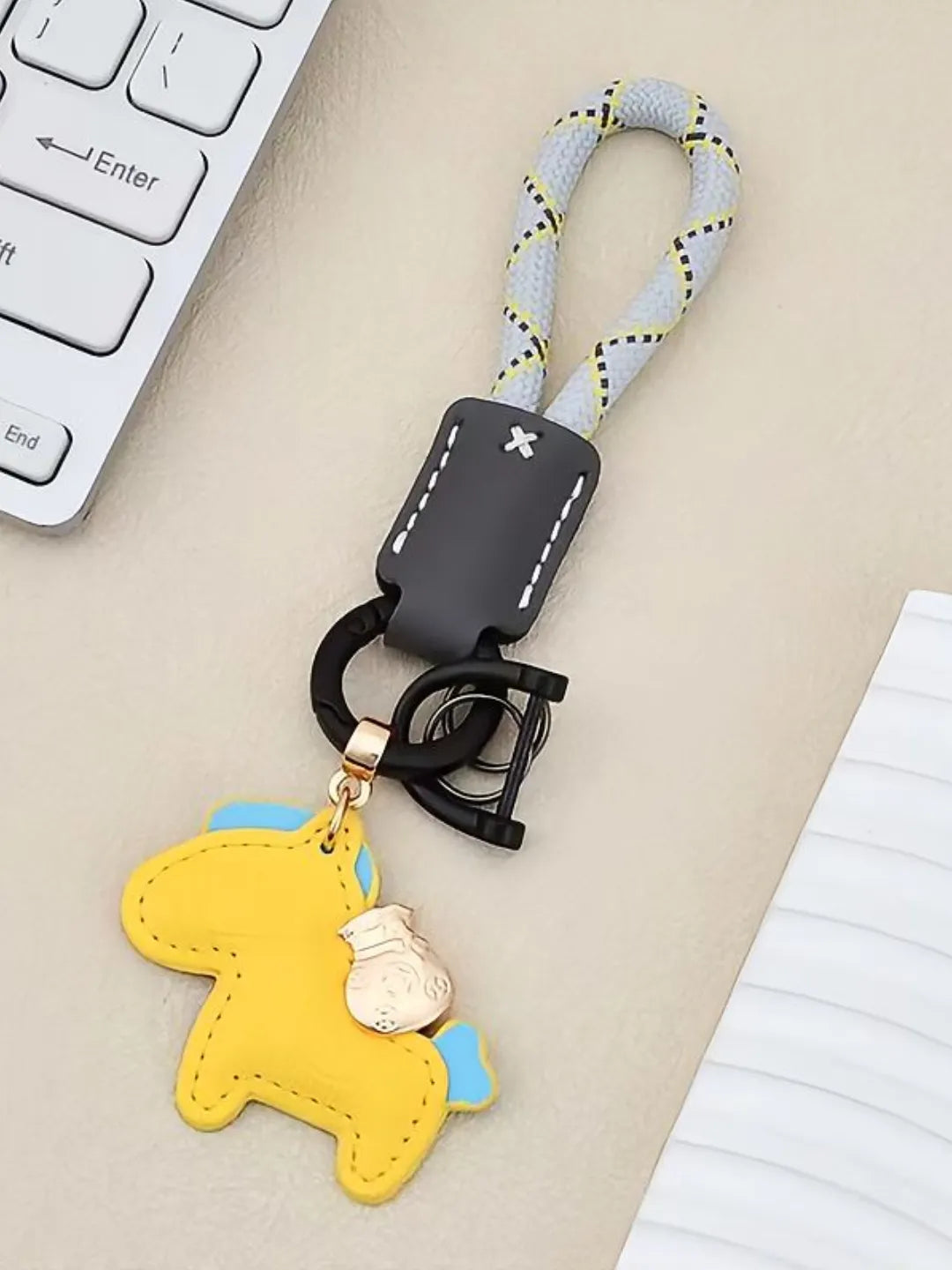 HORSE WOVEN KEYCHAIN