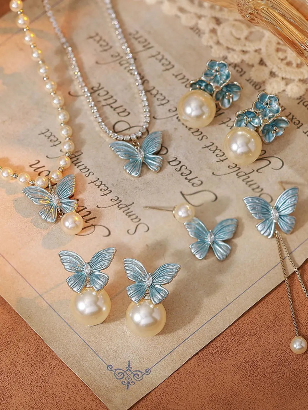FLORA BUTTERFLY SET