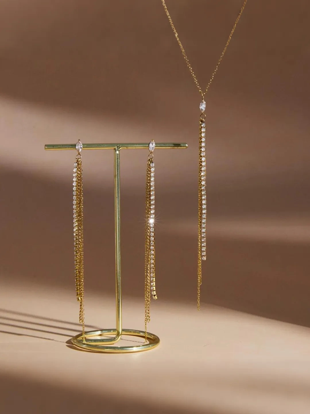 TASSEL GLOW SET