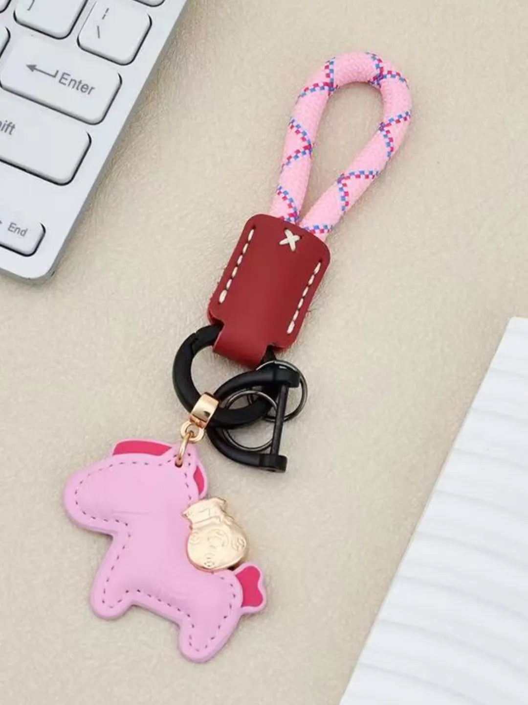 HORSE WOVEN KEYCHAIN