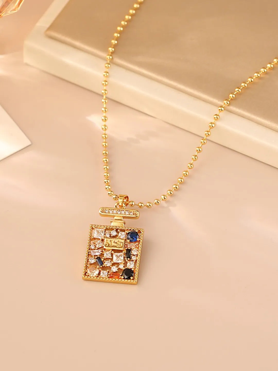 PERFUME PENDANT SET