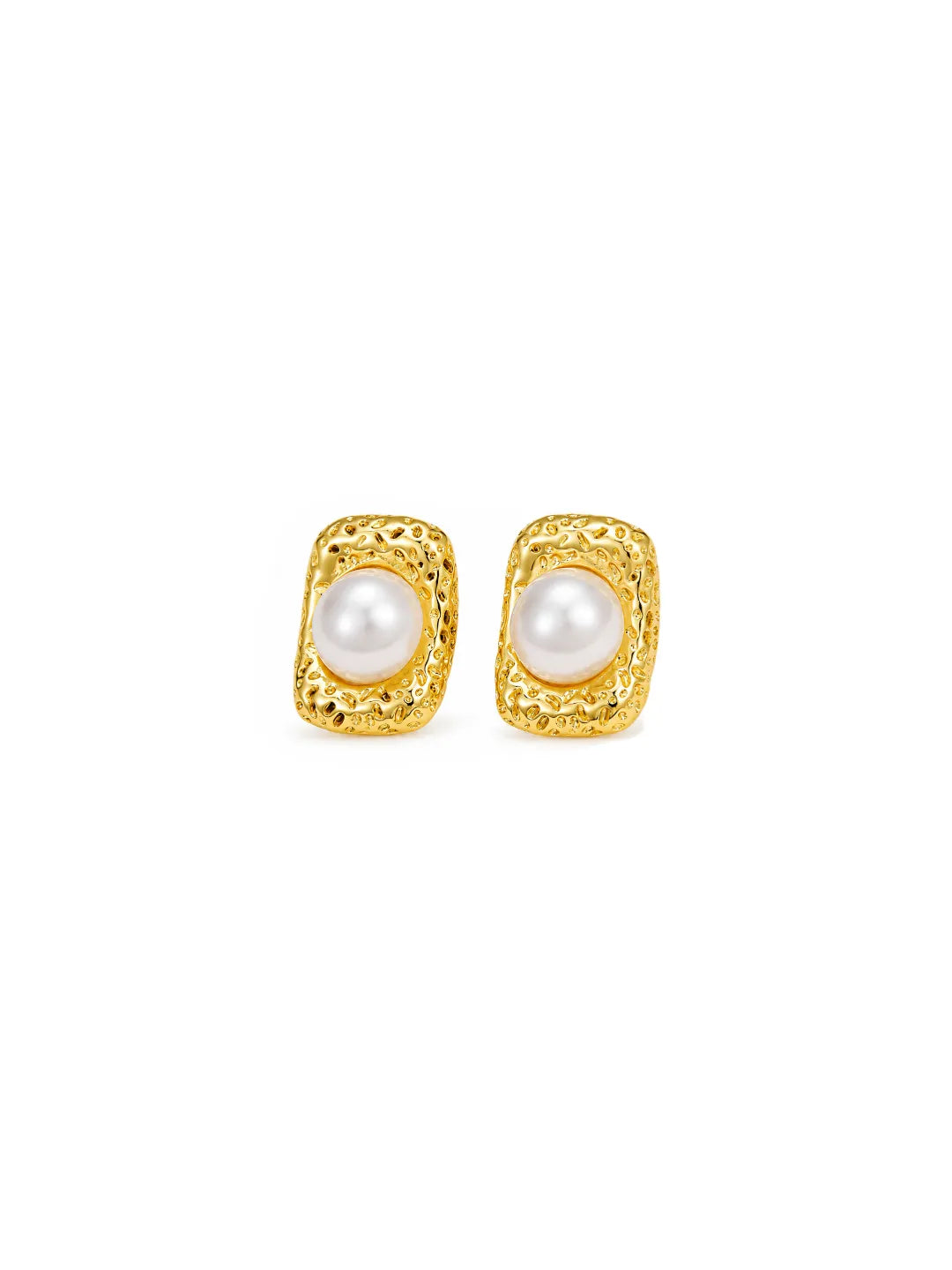 VINTAGE PEARL EARRINGS