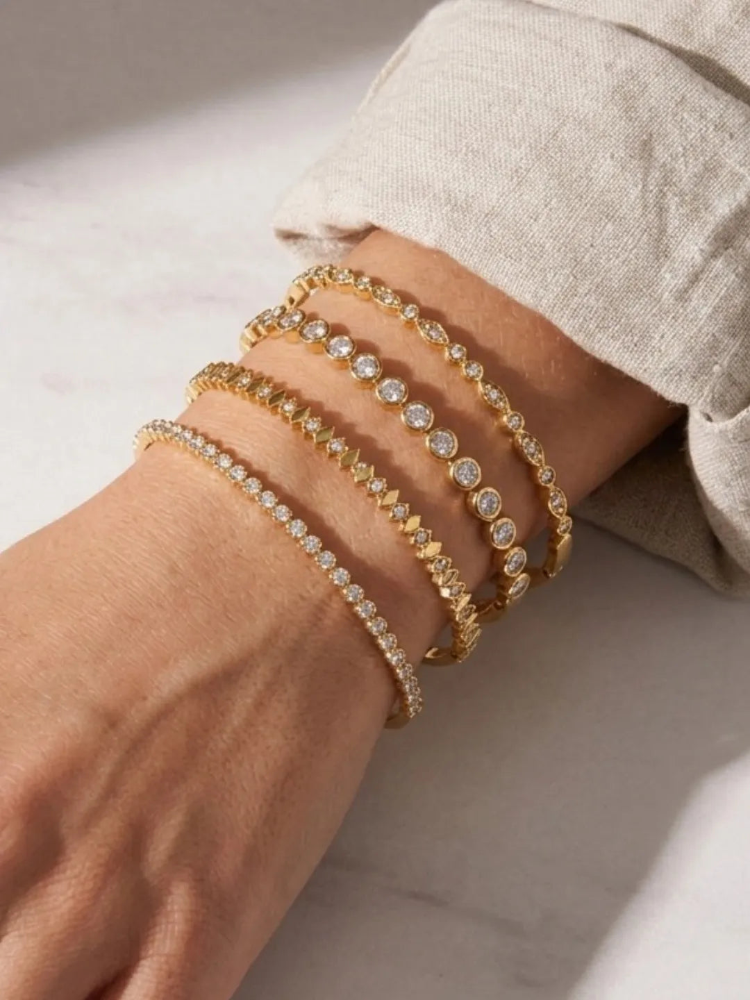 RHINESTONE LUXE BANGLE