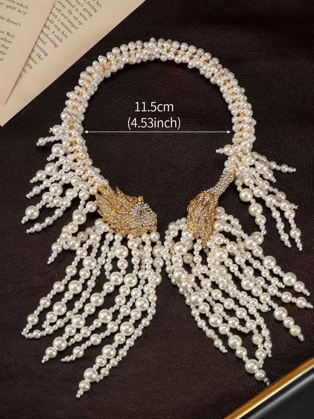 REGAL LION HEAD NECKPIECE