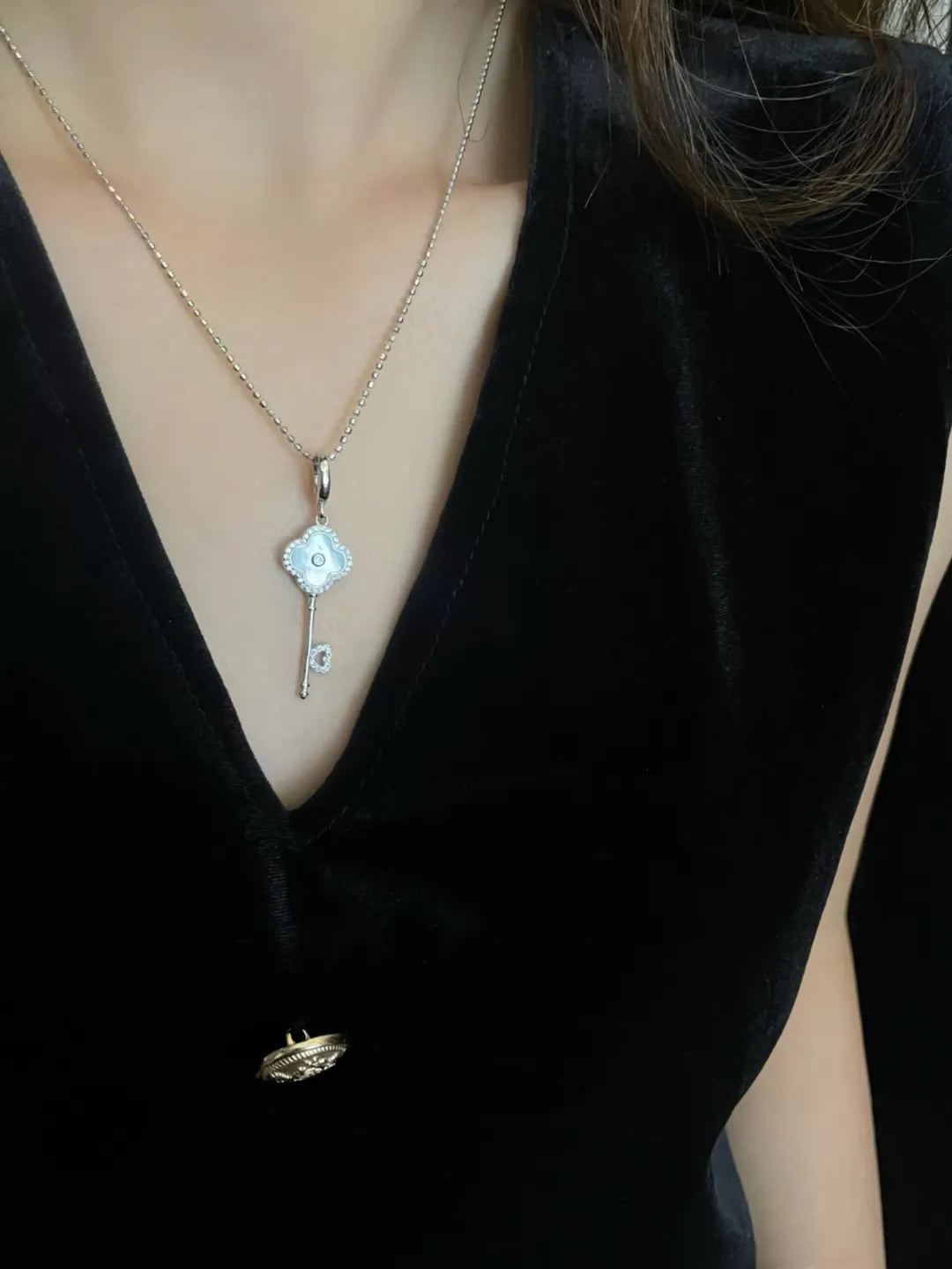 PAVE CLOVER KEY PENDANT