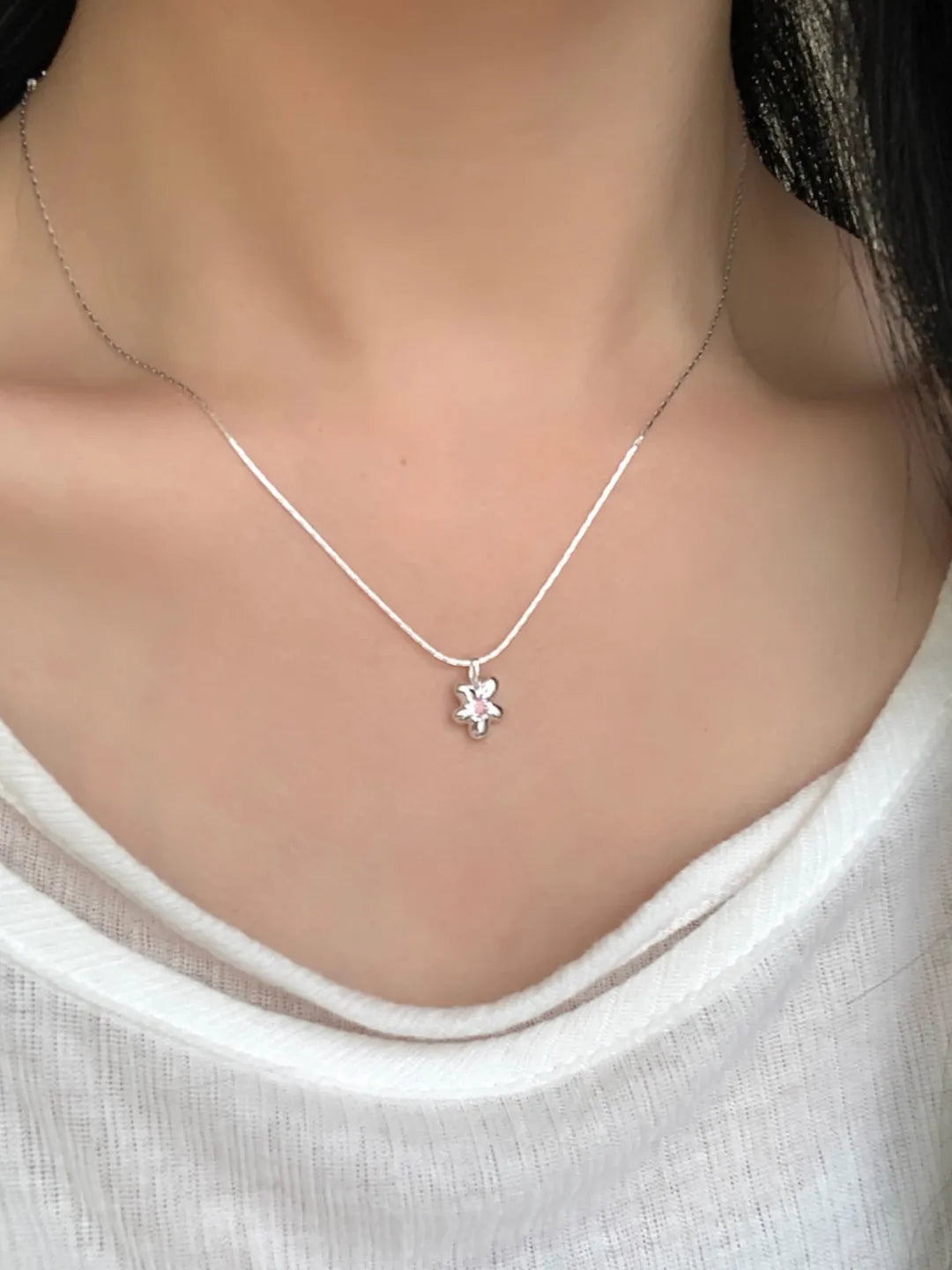 FLORAL GEM NECKLACE