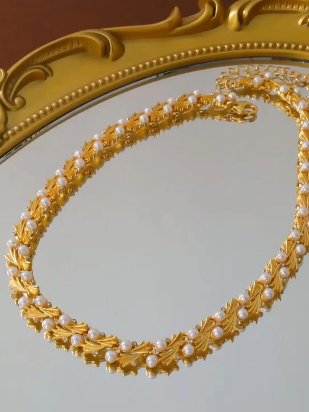 ANTIQUE BLOSSOM PEARL NECKLACE