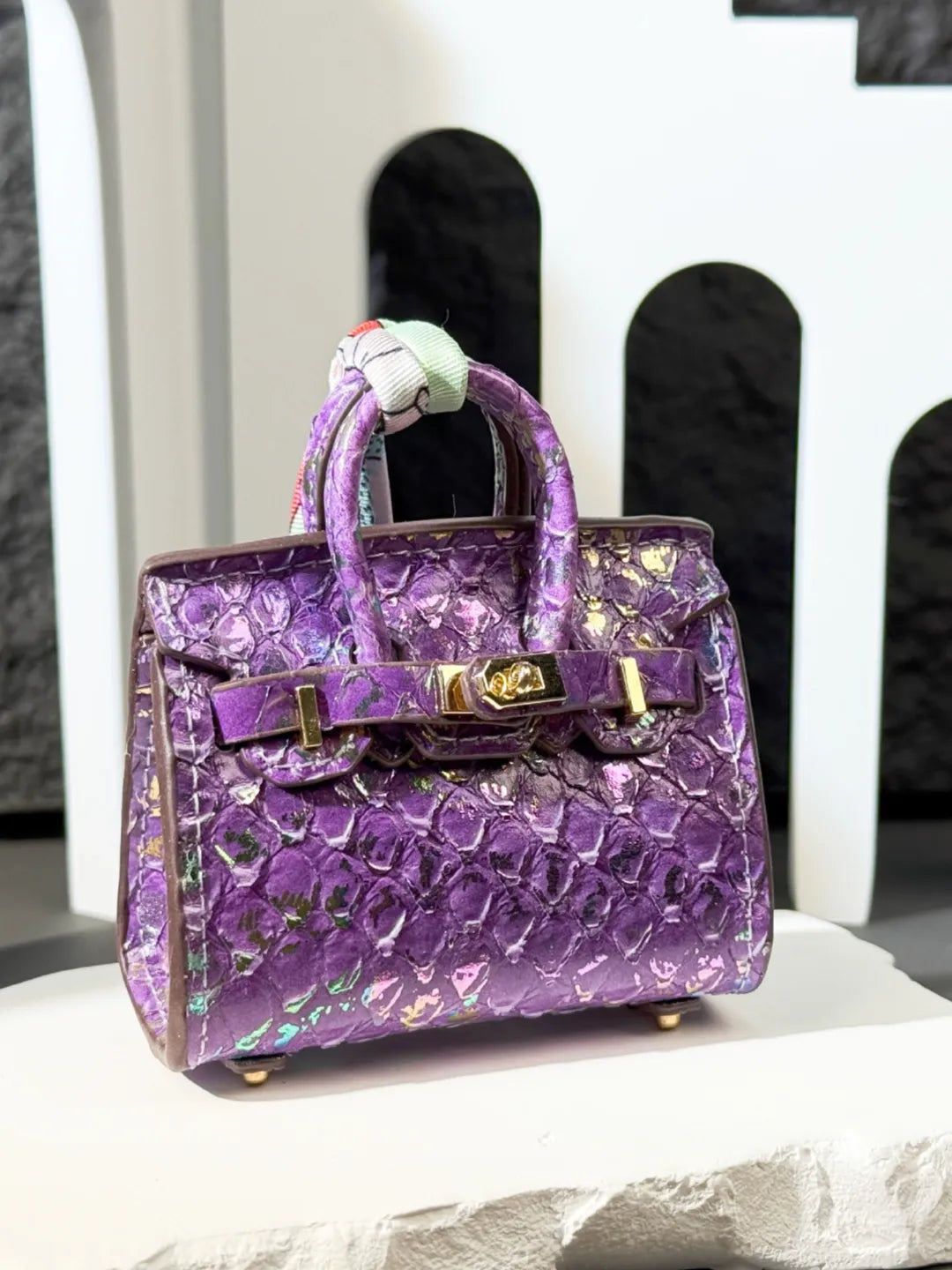 GRAINED MINI BAG