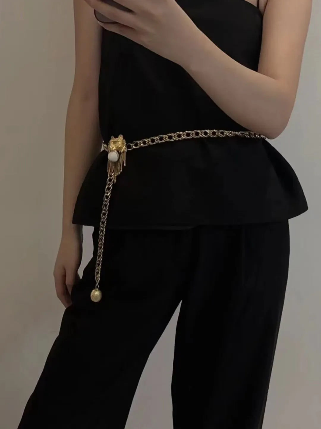 BAROQUE GLASS LION WAIST/NECK CHAIN