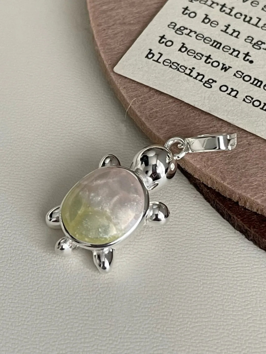 MOP TURTLE PENDANT