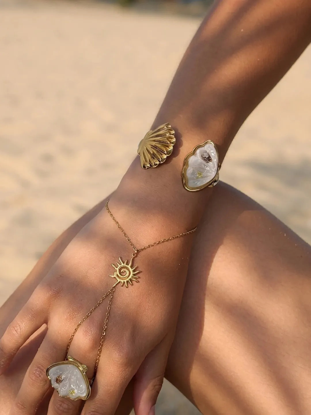 GOLDEN SHELL SET