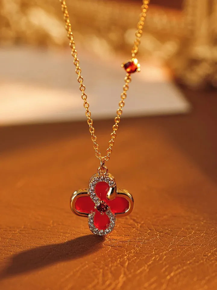 SCARLET CLOVER SET
