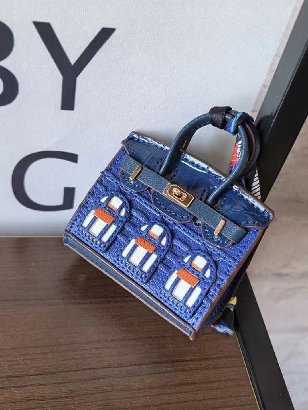 HOUSE MINI BAG