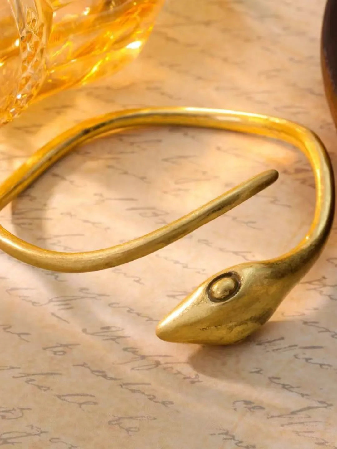 BAROQUE SERPENT CUFF