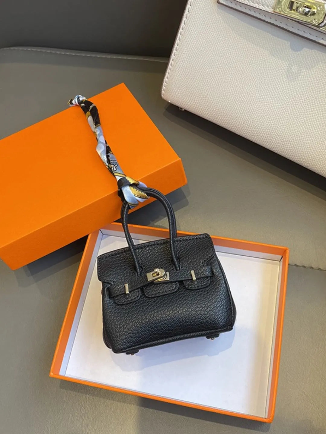 LIPSTICK MINI BAG