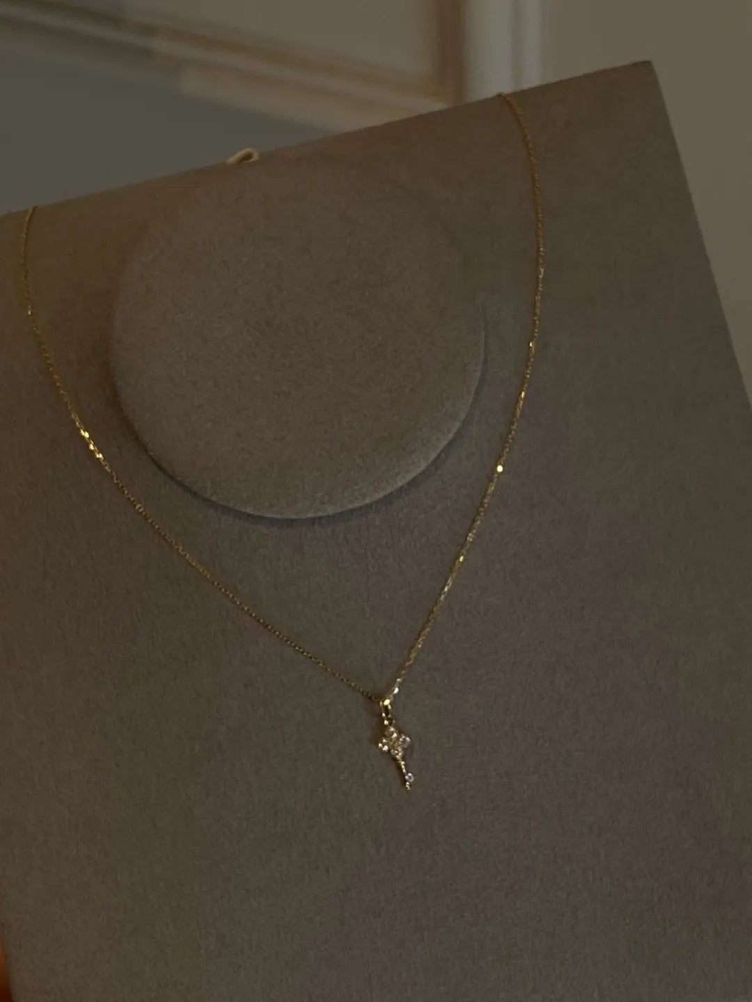 CLOVER KEY NECKLACE