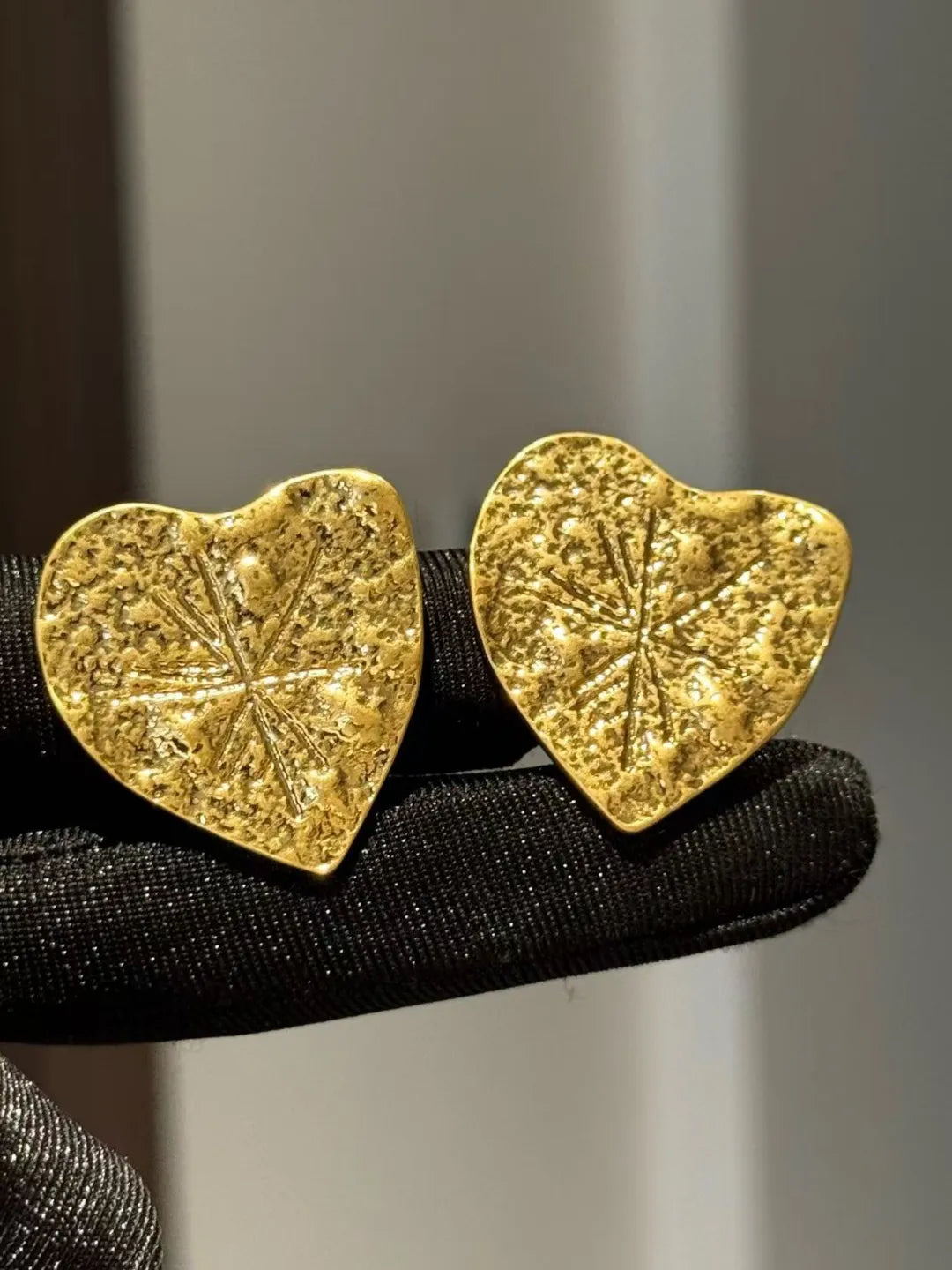 VINTAGE HEXAGRAM EAR CUFF