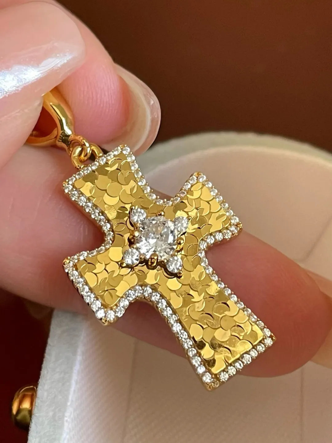 ICY PAVE CROSS PENDANT