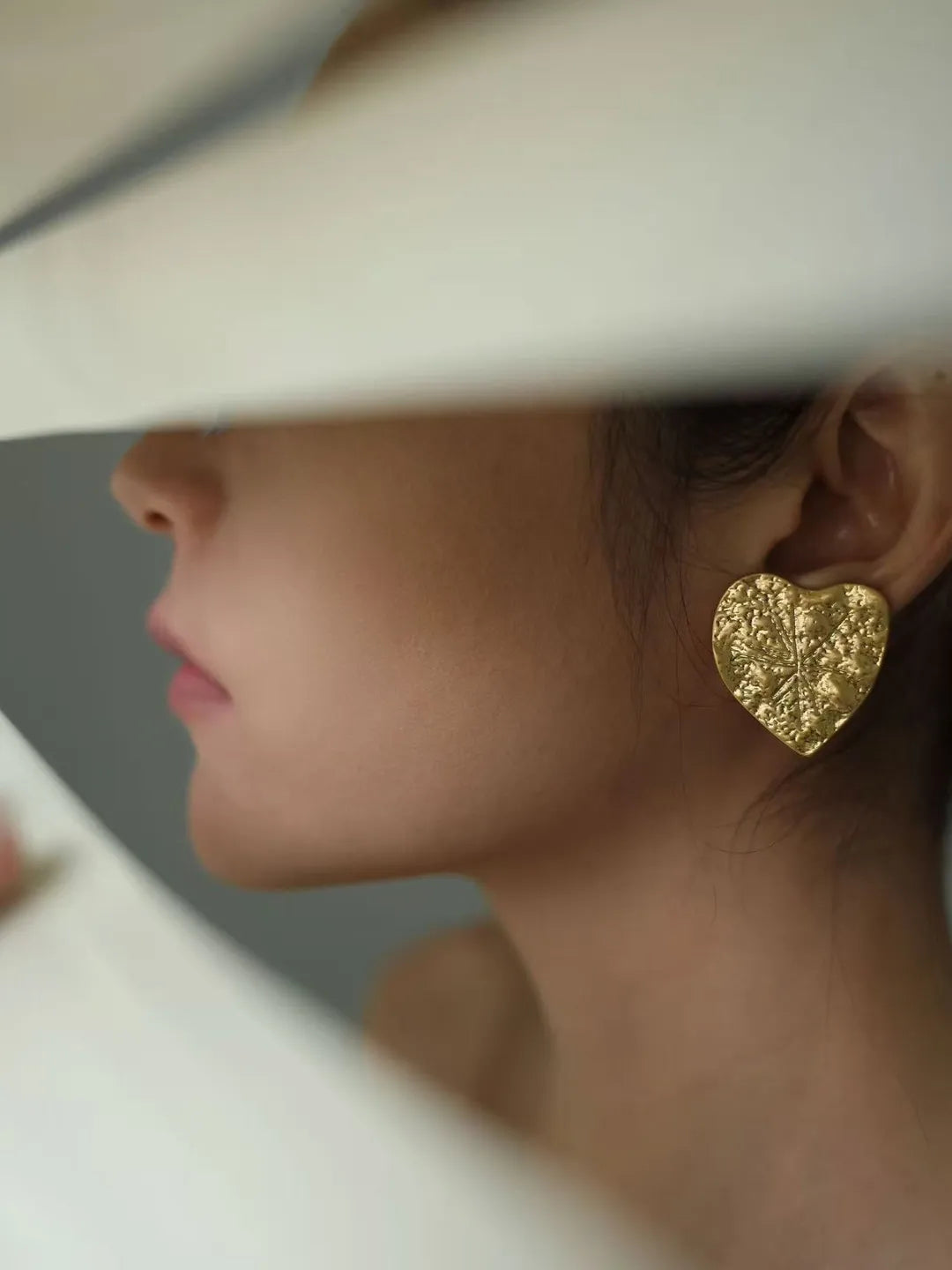 VINTAGE HEXAGRAM EAR CUFF