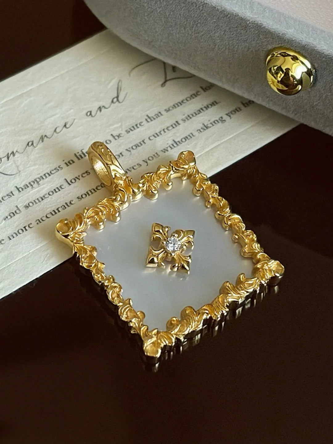 MOP CROSS FLOWER PENDANT