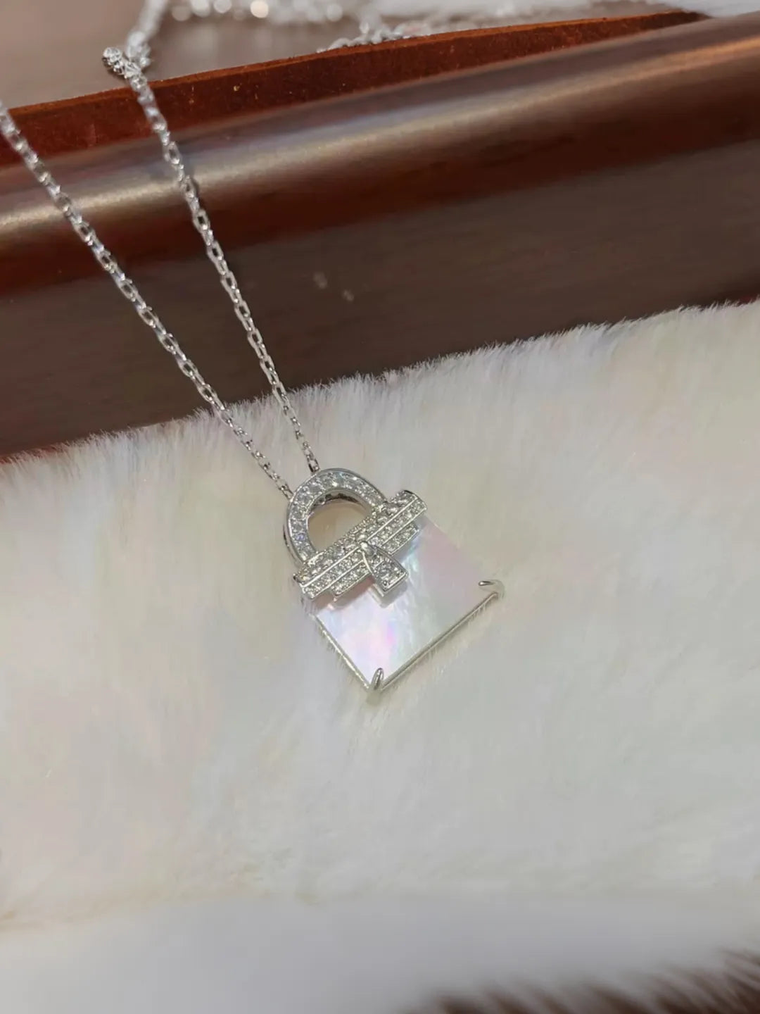 CRYSTAL MOP BAG