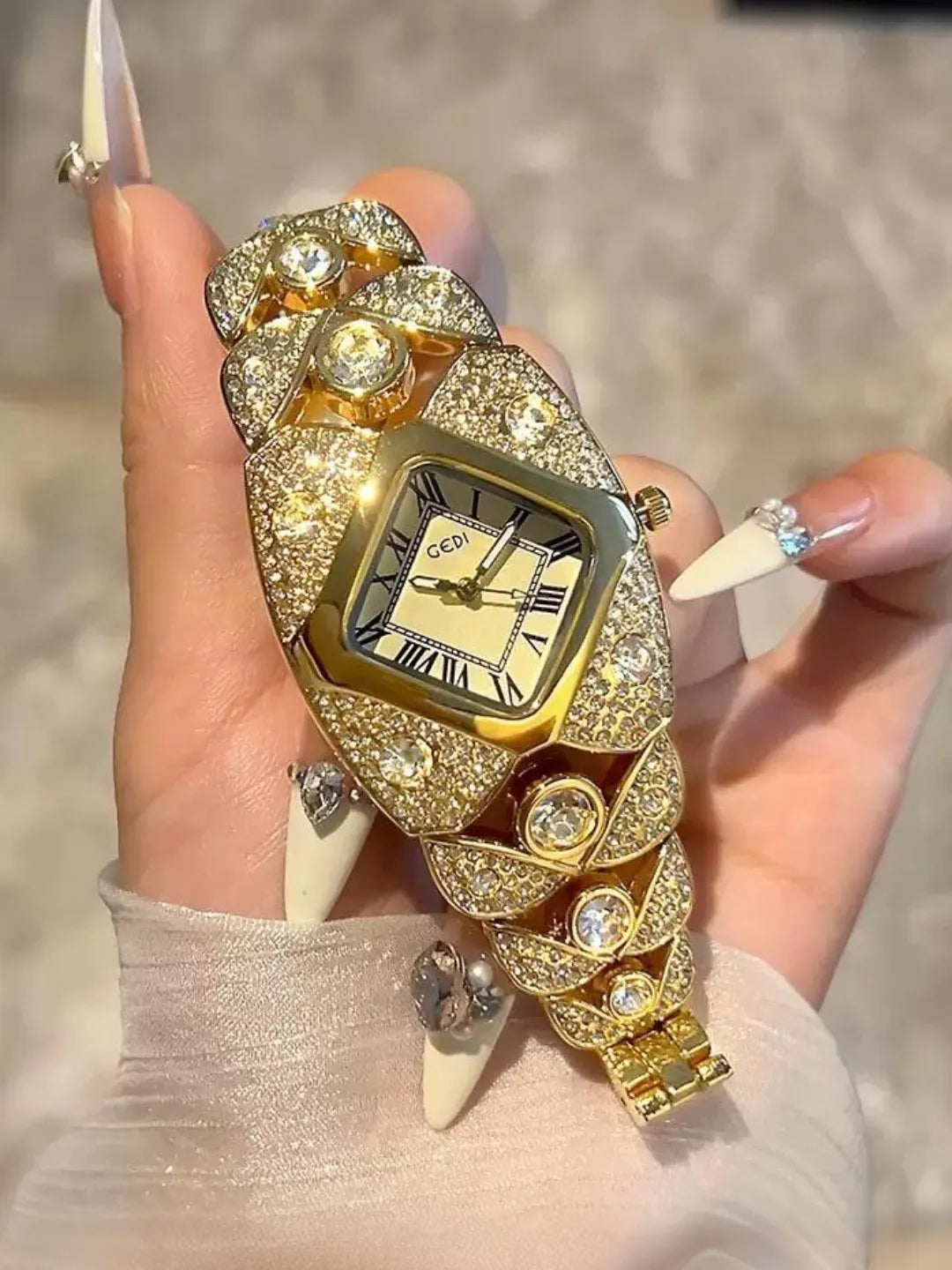 GLAM GOLD