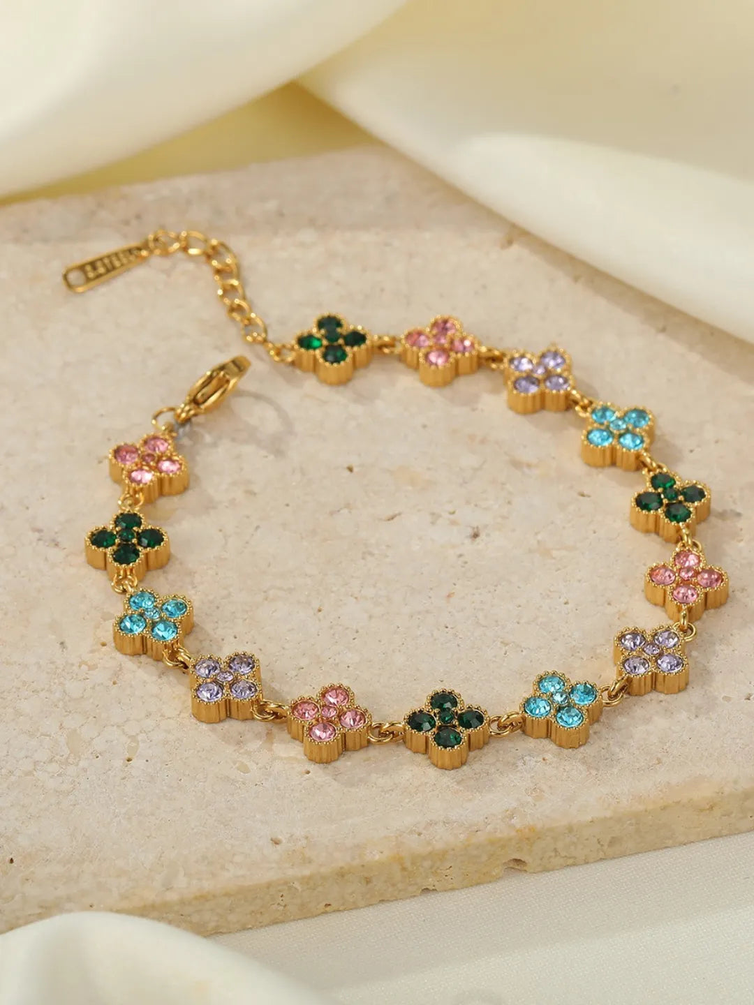 GOLDEN BLOOM BRACELET