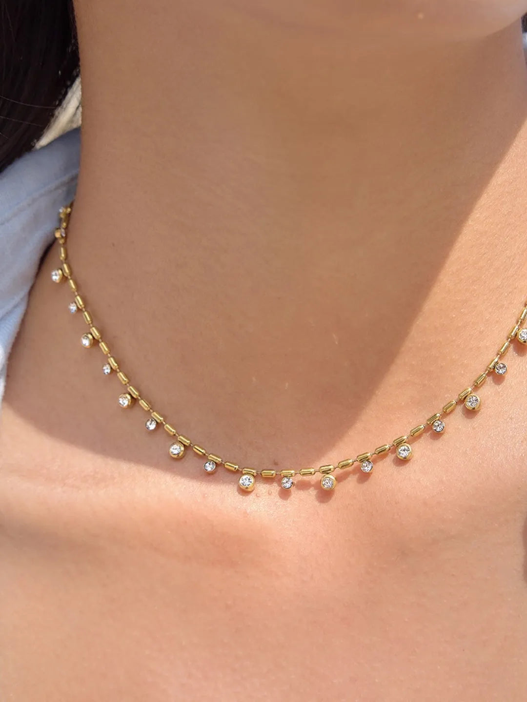 LUMI TWIST NECKLACE