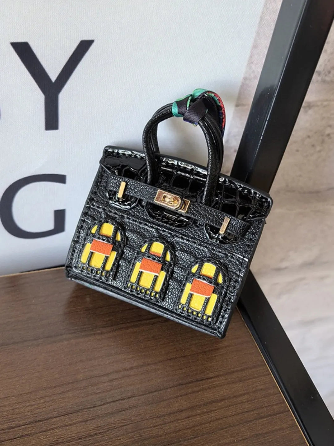HOUSE MINI BAG