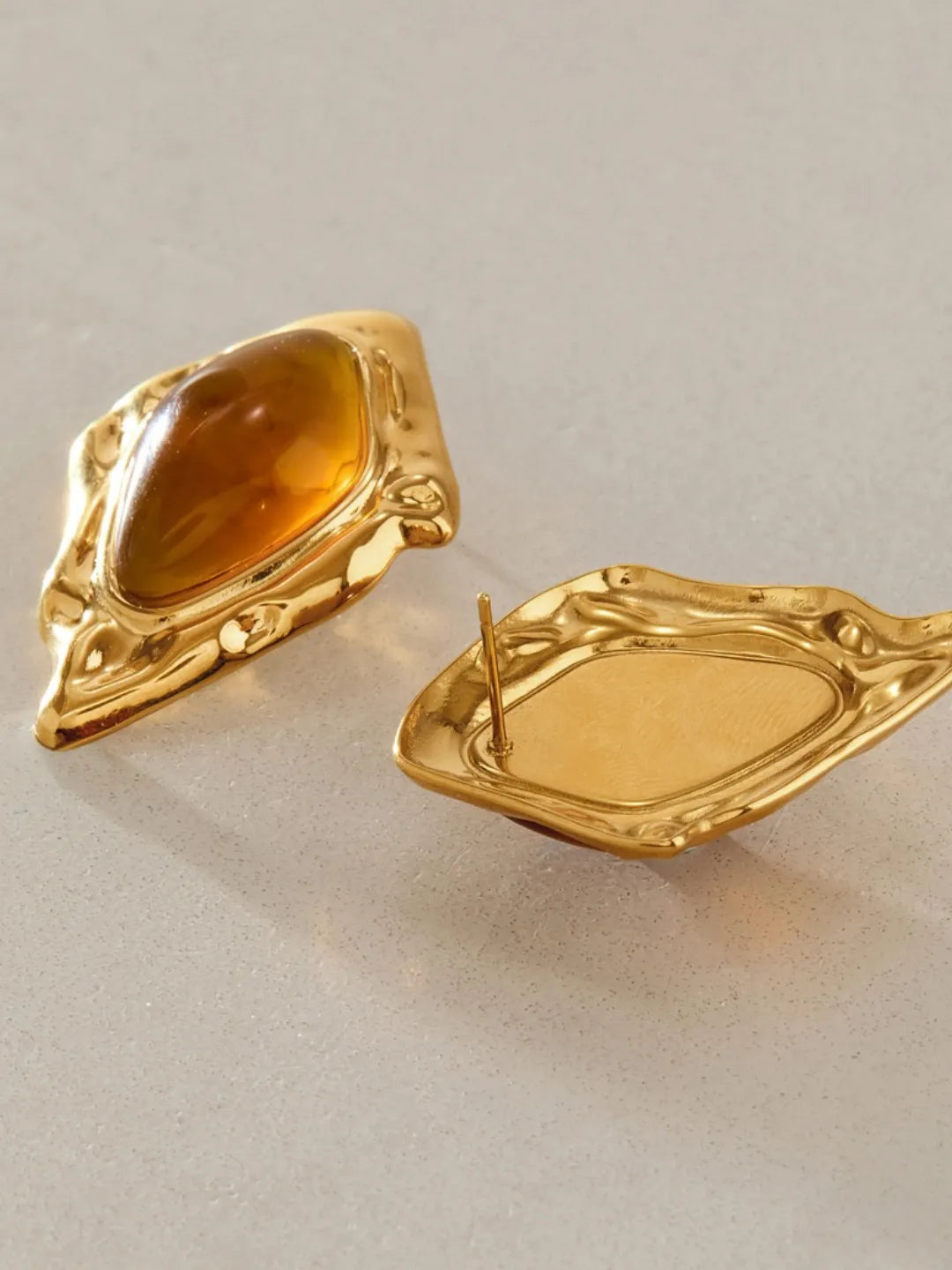 MOLTEN FRAME EARRINGS