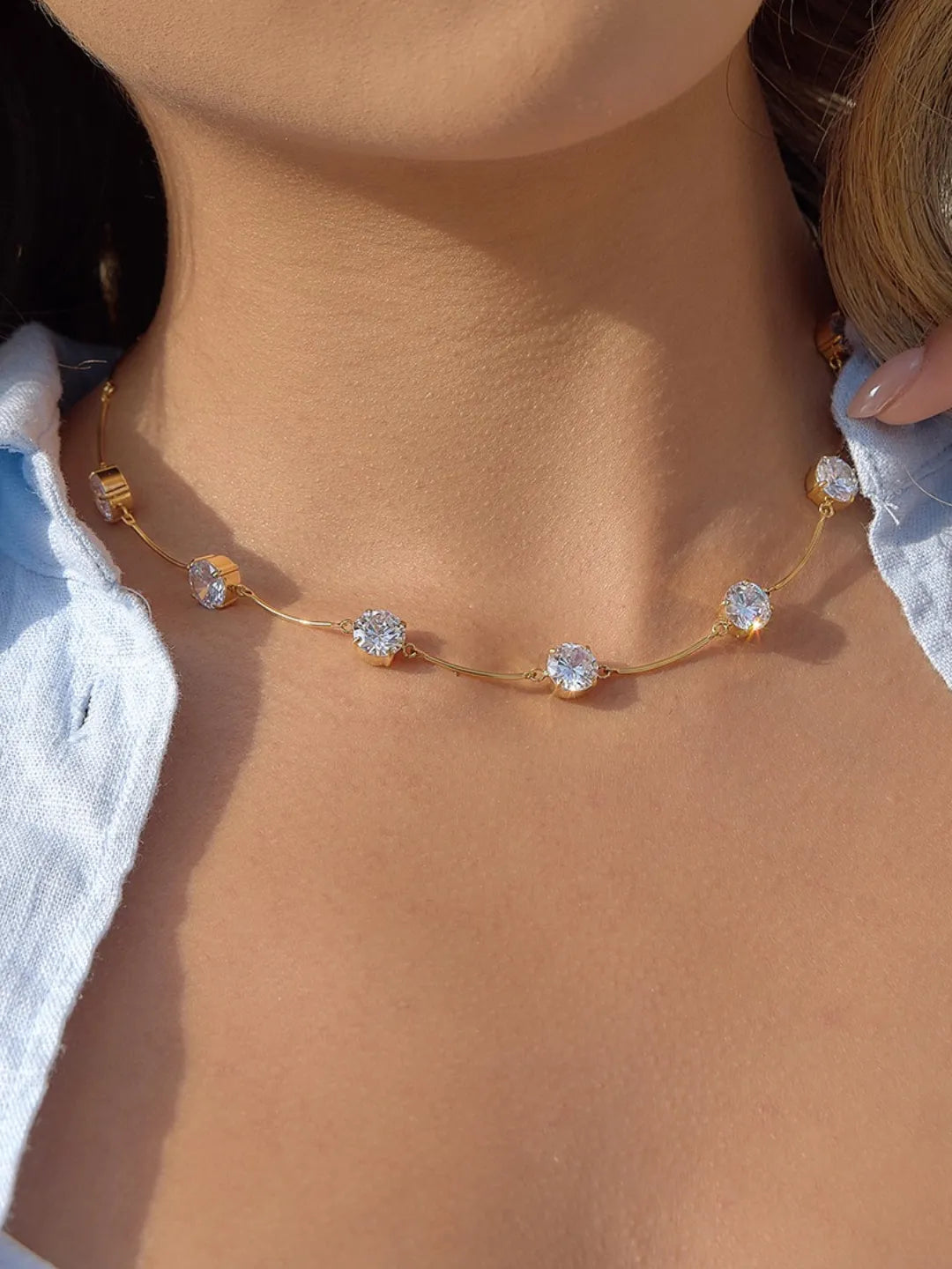 LUMI TWIST NECKLACE