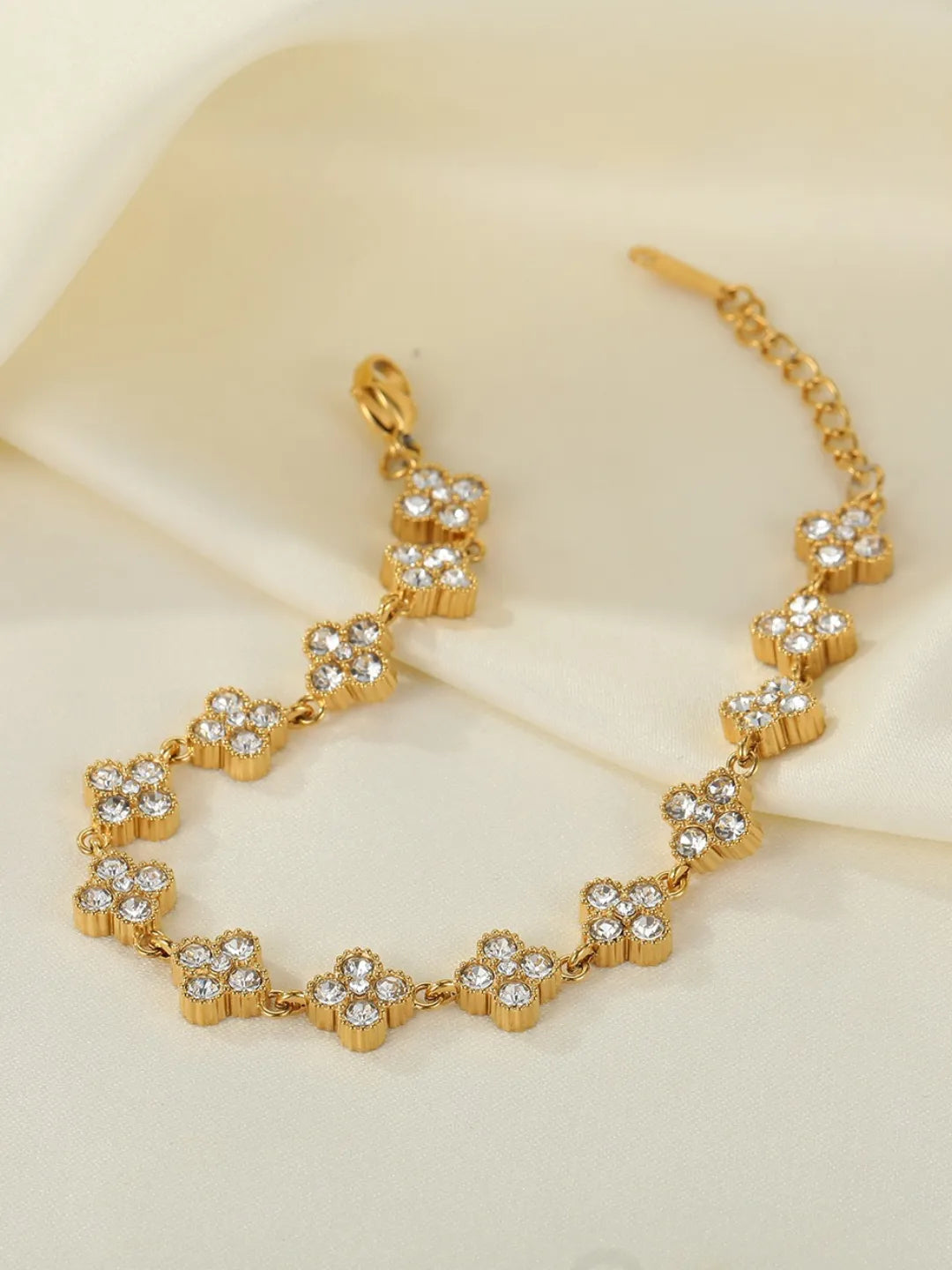 GOLDEN BLOOM BRACELET