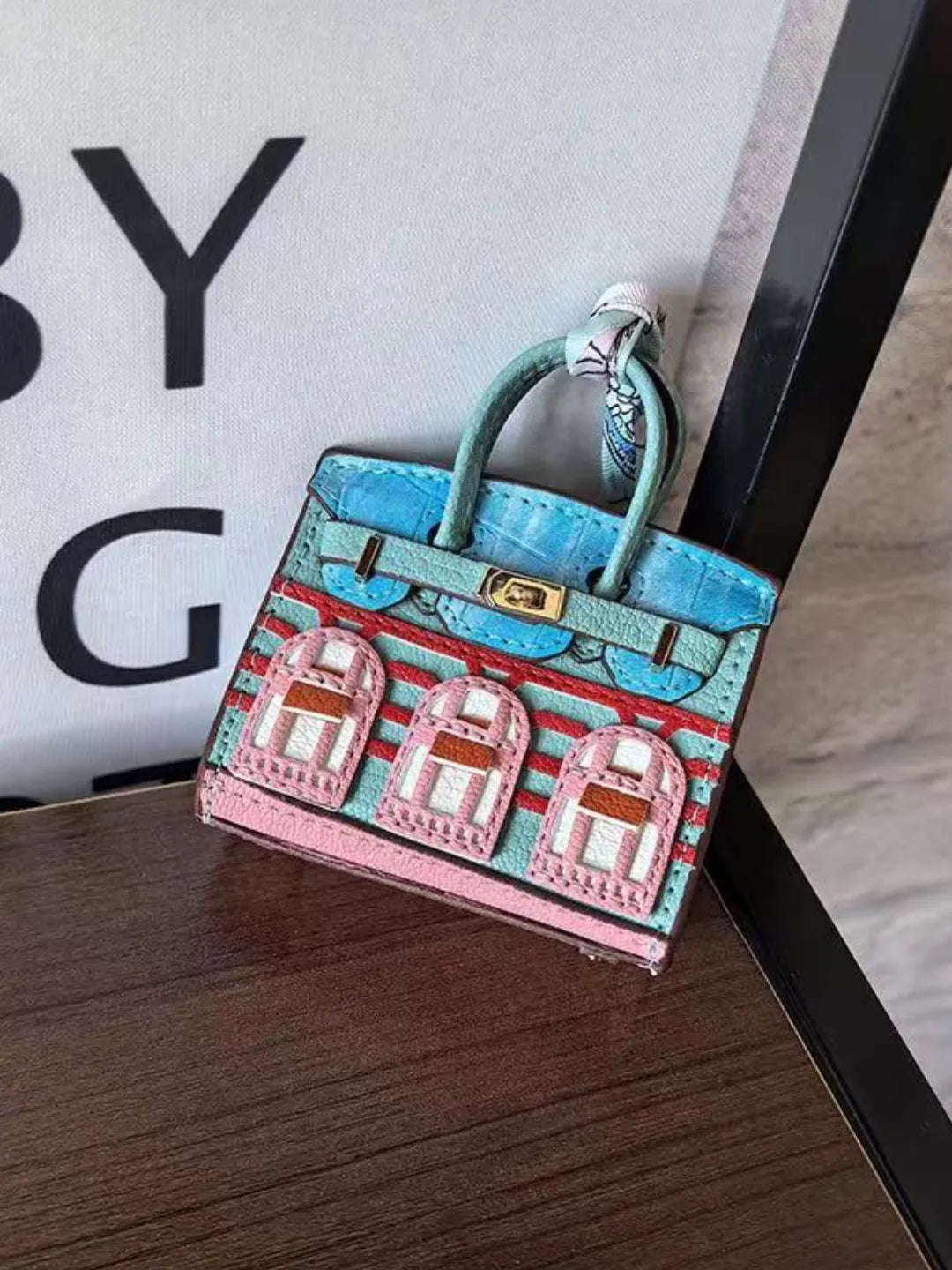 HOUSE MINI BAG